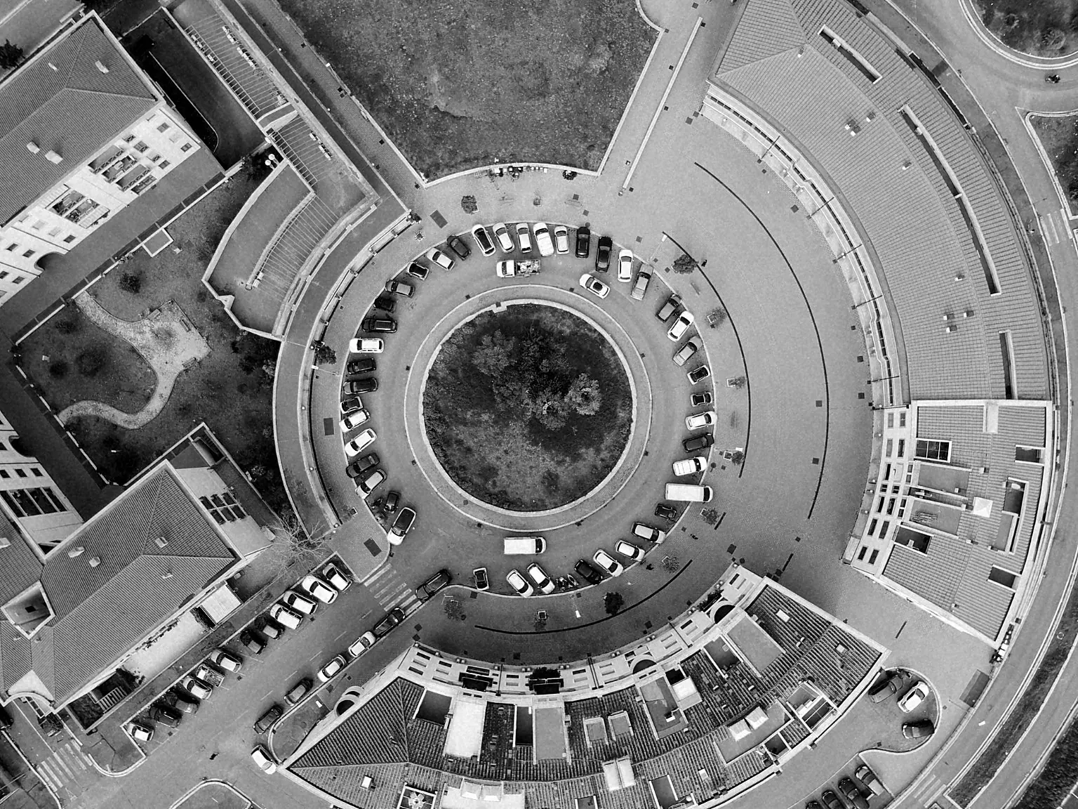 Documentazione fotografica aerea a Roma per cantieri, coperture e immobili